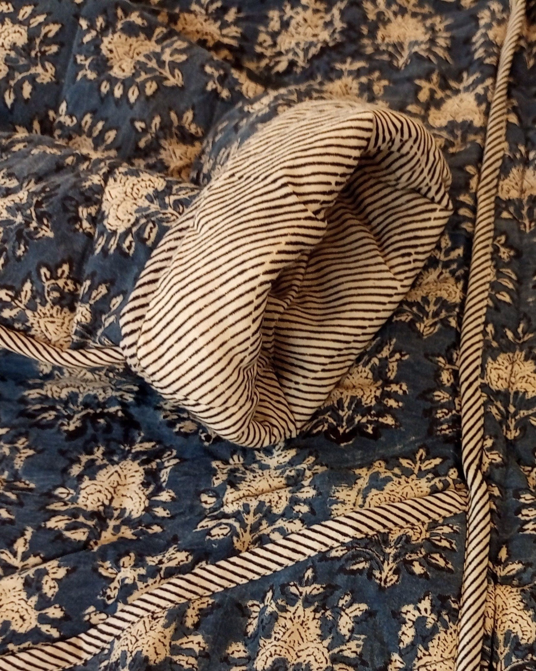 reversible organic cotton jacket quilted indigo blue flower block print