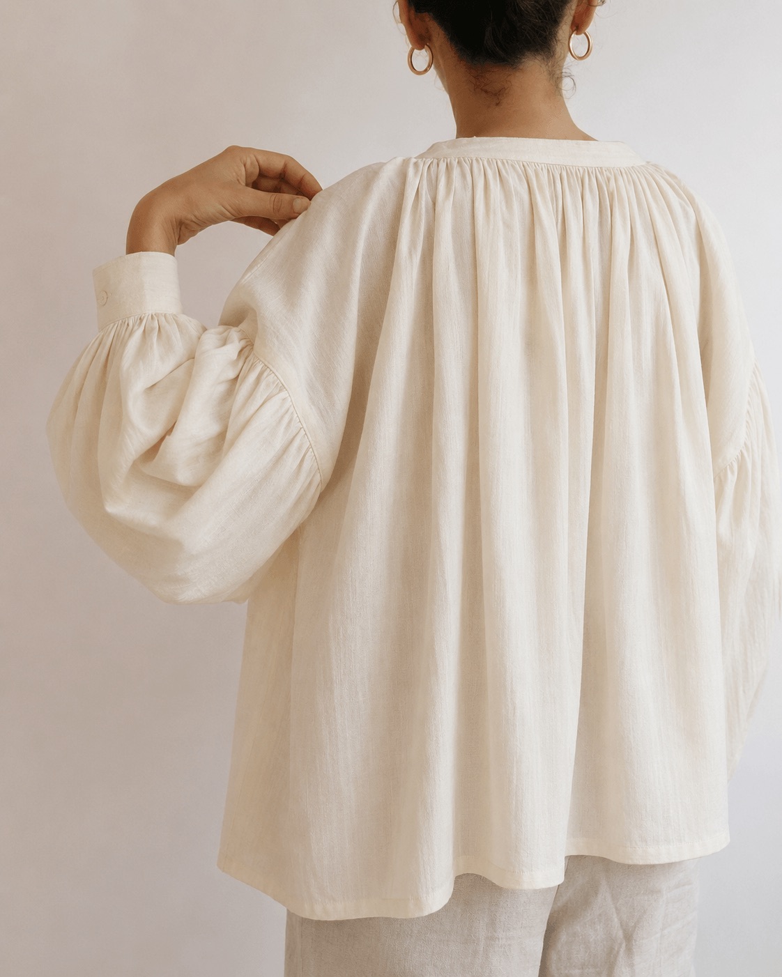 Handwoven Organic Cotton Gathered Shirt – Cream